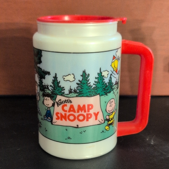 Whirley Other - Vintage Peanuts Knott's Camp Snoopy Lidded Cup